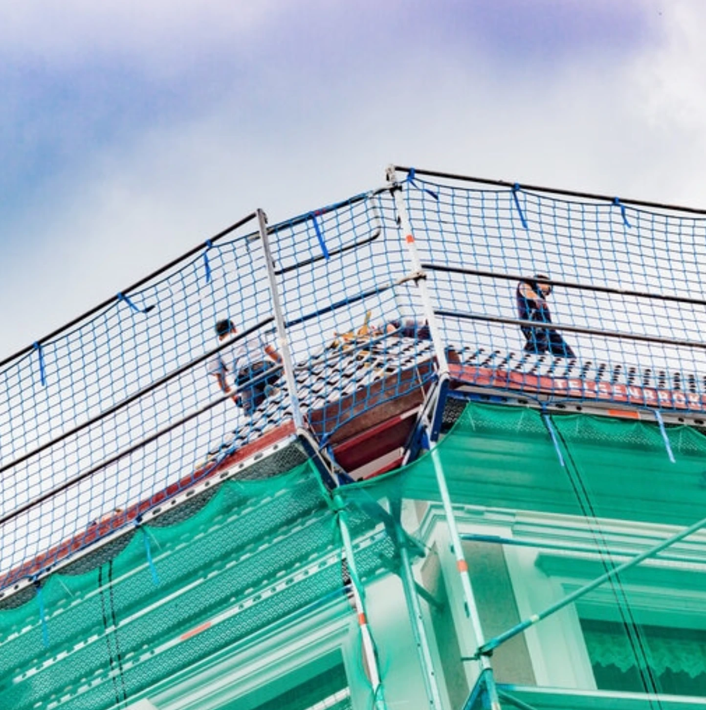 Protección perimetral en obra